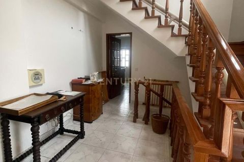 Villa i Oeiras, Lisbon, Oeiras - € 780.000 | Ref: C0212-04266 - foto 8