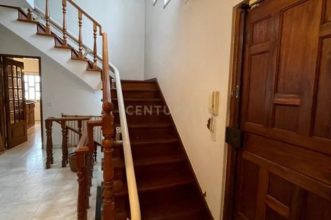 Villa i Oeiras, Lisbon, Oeiras - € 780.000 | Ref: C0212-04266 - foto 9