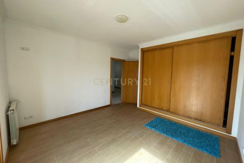 Villa i Oliveira do Bairro, Aveiro, Oliveira do Bairro - € 275.000 | Ref: C0385-00953 - foto 4