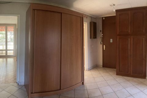 Lejlighed i Bron, Rhone, Bron - € 149.000 | Ref: 6900410133 - foto 10