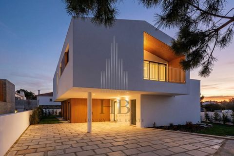 Villa i Almocageme, Lisbon, Almocageme - € 1.650.000 | Ref: HB0850 - foto 10