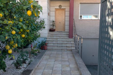 Reihenhaus in Gandia, Valencia - Foto 1