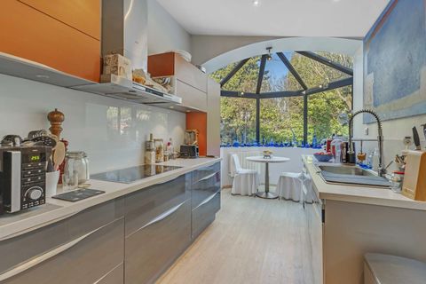 Villa i Toulon, Var, Toulon - € 1.370.000 | Ref: HH-16035450 - foto 6