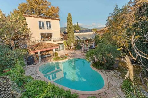 Villa i Toulon, Var, Toulon - € 1.370.000 | Ref: HH-16035450 - foto 1