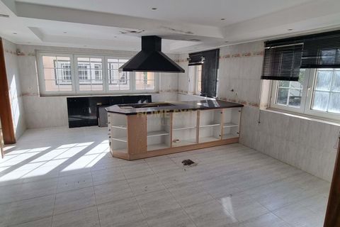 Villa i Queluz, Lisbon, Queluz - € 2.500.000 | Ref: HOME569379 - foto 35