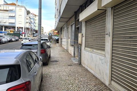 Erhvervsejendom i Odivelas, Lisbon, Odivelas - € 150.000 | Ref: HOME5817467 - foto 1