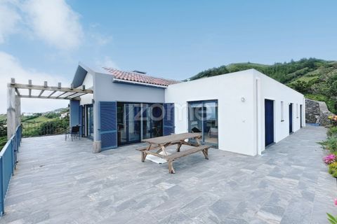 Villa i Vila do Porto, Santa Maria, Vila do Porto - € 750.000 | Ref: ZMPT579118 - foto 2