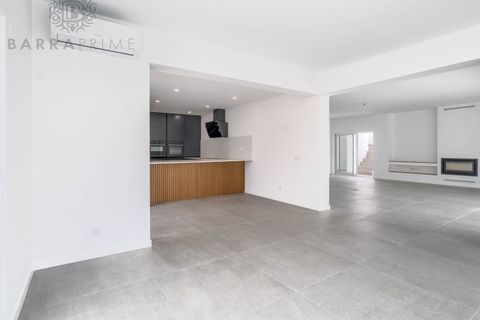 Villa i Quarteira, Faro, Quarteira - € 1.600.000 | Ref: 1403 - foto 16