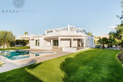 Villa i Quarteira, Faro, Quarteira - € 1.600.000 | Ref: 1403 - foto 2