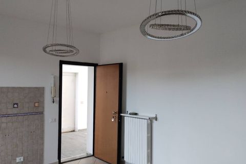 Leilighet i Bernareggio, Monza and Brianza, Bernareggio - € 135 000 | Ref: DB-BER - foto 29