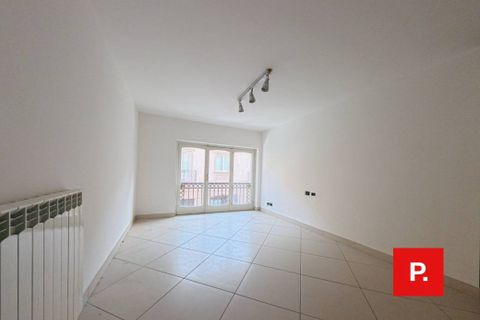 Erhvervsejendom i Caserta, Caserta, Caserta - € 295.000 | Ref: kA9316 - foto 3