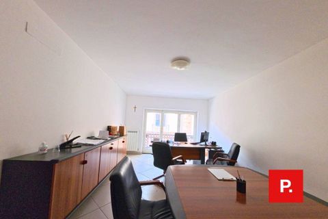 Erhvervsejendom i Caserta, Caserta, Caserta - € 295.000 | Ref: kA9316 - foto 20
