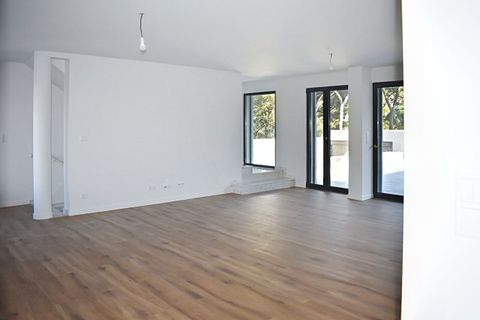Villa a Barcarena, Lisbon, Barcarena - € 1.130.000 | Ref: SF-SAFTI:007585 - foto 2