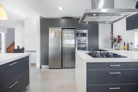 Villa i Almocageme, Lisbon, Almocageme - € 1.000.000 | Ref: C0183-01343 - foto 19