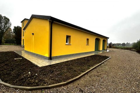 Villa a Cavezzo, Modena, Cavezzo - € 125.000 | Ref: CA238 - foto 2