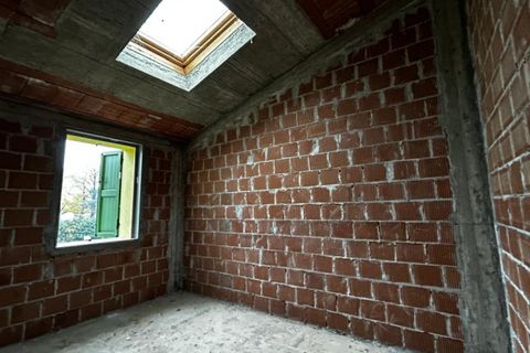 Villa a Cavezzo, Modena, Cavezzo - € 125.000 | Ref: CA238 - foto 9