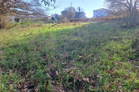 Helårsgrund i Arcos de Valdevez, Viana do Castelo, Arcos de Valdevez - € 80.000 | Ref: 1040-171 - foto 1