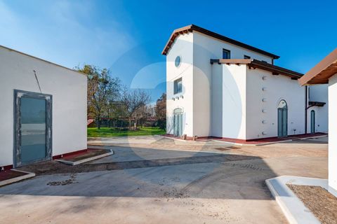 Erhvervsejendom i Bari, Bari, Bari - € 1.600.000 | Ref: Complesso_polifunzionale_Mungivacca - foto 3