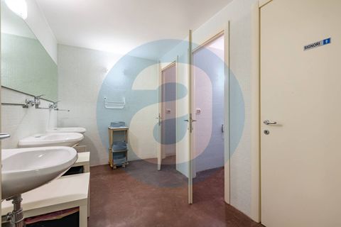 Erhvervsejendom i Bari, Bari, Bari - € 1.600.000 | Ref: Complesso_polifunzionale_Mungivacca - foto 12