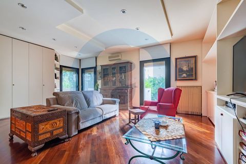 Leilighet i Bari, Bari, Bari - € 345 000 | Ref: Corso_A_de_Gasperi_pentavani - foto 3