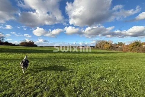 Helårsgrund i Besancon, Doubs, Besancon - € 188.000 | Ref: 70381 JL - foto 1