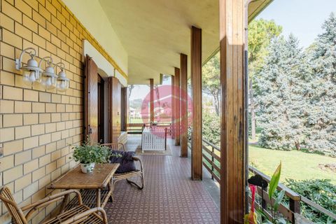 Villa a Cesena, Forli-Cesena, Cesena - € 1.200.000 | Ref: G-C2-037 - foto 14