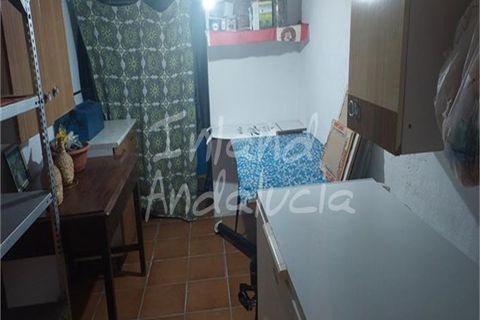 Cortijo i Iznajar, Cordoba, Iznajar - € 170.000 | Ref: CJ929 - foto 8