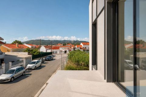 Villa i Alcabideche, Lisbon, Alcabideche - € 1 450 000 | Ref: MORJL039 - foto 35