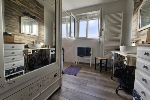 Landsbyhus i Genouillac, Charente, Genouillac - € 183.600 | Ref: BVI84141 - foto 14