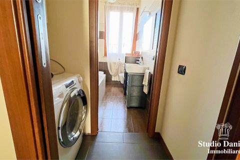 Leilighet i Giussano, Monza and Brianza, Giussano - € 169 000 | Ref: AR-Via Cavour - foto 18