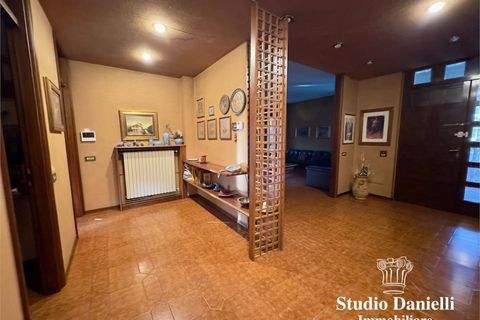 Villa a Giussano, Monza and Brianza, Giussano - € 559.000 | Ref: LD-Via D'Azeglio - foto 3