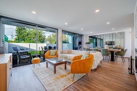 Villa a Alvor, Faro, Alvor - € 860.000 | Ref: 2602 - foto 2