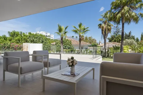 Villa em Marbella, Malaga, Marbella - € 3.580.000 | Ref: NFVillaGuadalmina - foto 46