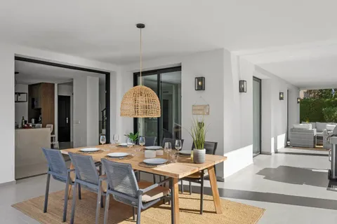Villa i Marbella, Malaga, Marbella - € 2.650.000 | Ref: NFVillaCisne - foto 10