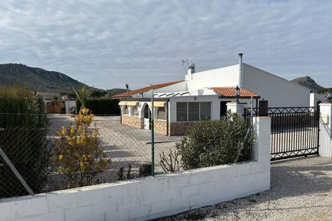 Villa i Villena, Alicante, Villena - € 299.950 | Ref: IVD13856 - foto 3