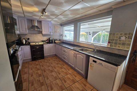 Villa i Villena, Alicante, Villena - € 299.950 | Ref: IVD13856 - foto 15