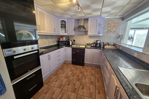 Villa i Villena, Alicante, Villena - € 299.950 | Ref: IVD13856 - foto 16