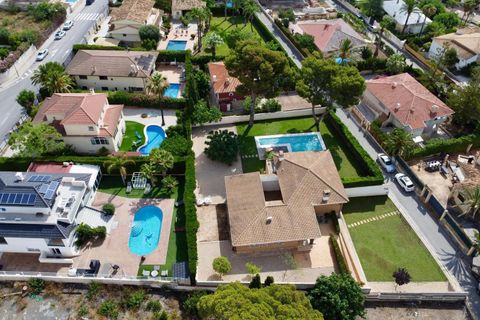 Villa i La Nucia, Alicante, La Nucia - € 970.000 | Ref: F1282/6084 - foto 37
