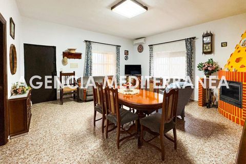Villa i Manises, Valencia, Manises - € 415.000 | Ref: C3238/5940 - foto 2