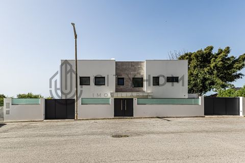 Villa i Guia, Faro, Guia - € 2.150.000 | Ref: City-26-01A - foto 3