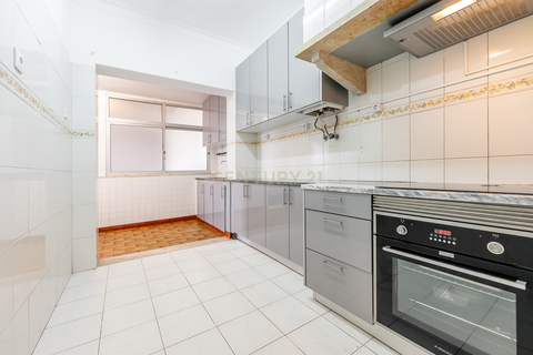 Lejlighed i Almada, Setubal, Almada - € 269.000 | Ref: C0455-00485 - foto 12