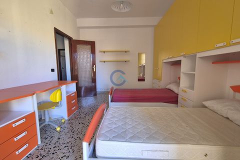 Estudi a Catanzaro, Catanzaro, Catanzaro - € 300/mes | Ref: CZ01-AA725 - foto 4