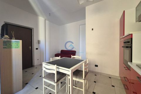 Estudi a Catanzaro, Catanzaro, Catanzaro - € 300/mes | Ref: CZ01-AA725 - foto 12