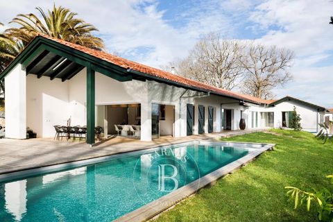 Villa i Arcangues, Pyrenees-Atlantiques, Arcangues - € 2.490.000 | Ref: M1797 - foto 2