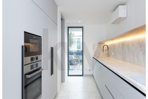 Villa i Cascais, Lisbon, Cascais - € 1.500.000 | Ref: KWPT-022426 - foto 8