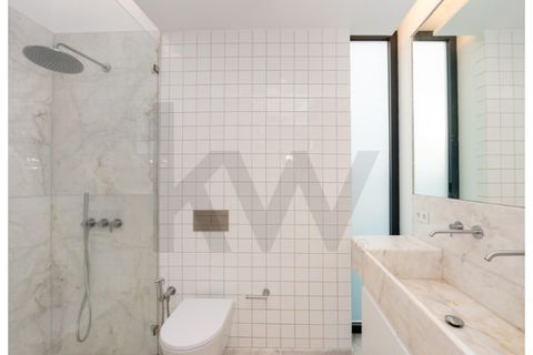 Villa i Cascais, Lisbon, Cascais - € 1.500.000 | Ref: KWPT-022426 - foto 11