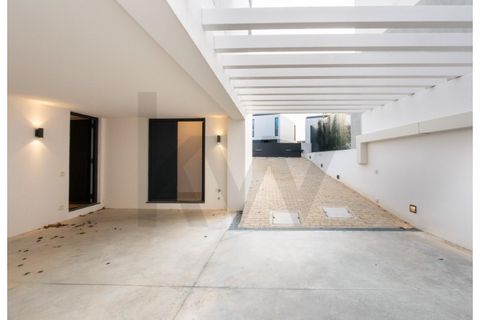 Villa i Cascais, Lisbon, Cascais - € 1.500.000 | Ref: KWPT-022426 - foto 25