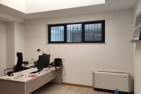 L'establiment comercial a Terni, Terni, Terni - € 650/mes | Ref: ENF-1919 - foto 7