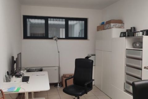 L'establiment comercial a Terni, Terni, Terni - € 650/mes | Ref: ENF-1919 - foto 11