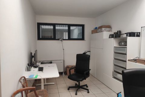 L'establiment comercial a Terni, Terni, Terni - € 650/mes | Ref: ENF-1919 - foto 13
